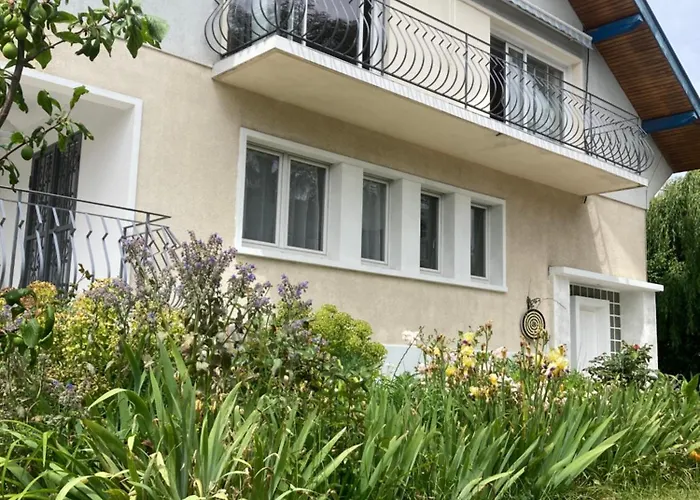 Maison à 2 Pas De Genève * Ambilly