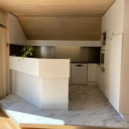 Maison A 2 Pas De Geneve